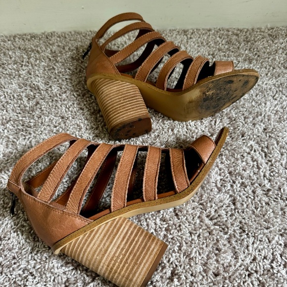Steve Madden - Tan Carolle Strappy Leather Cutout Ankle Gladiator Sandals Sz 8.5 - Picture 12 of 14